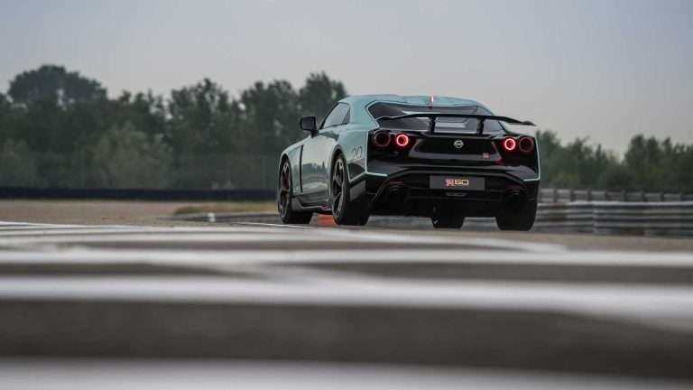 Фото Nissan GTR R50 4