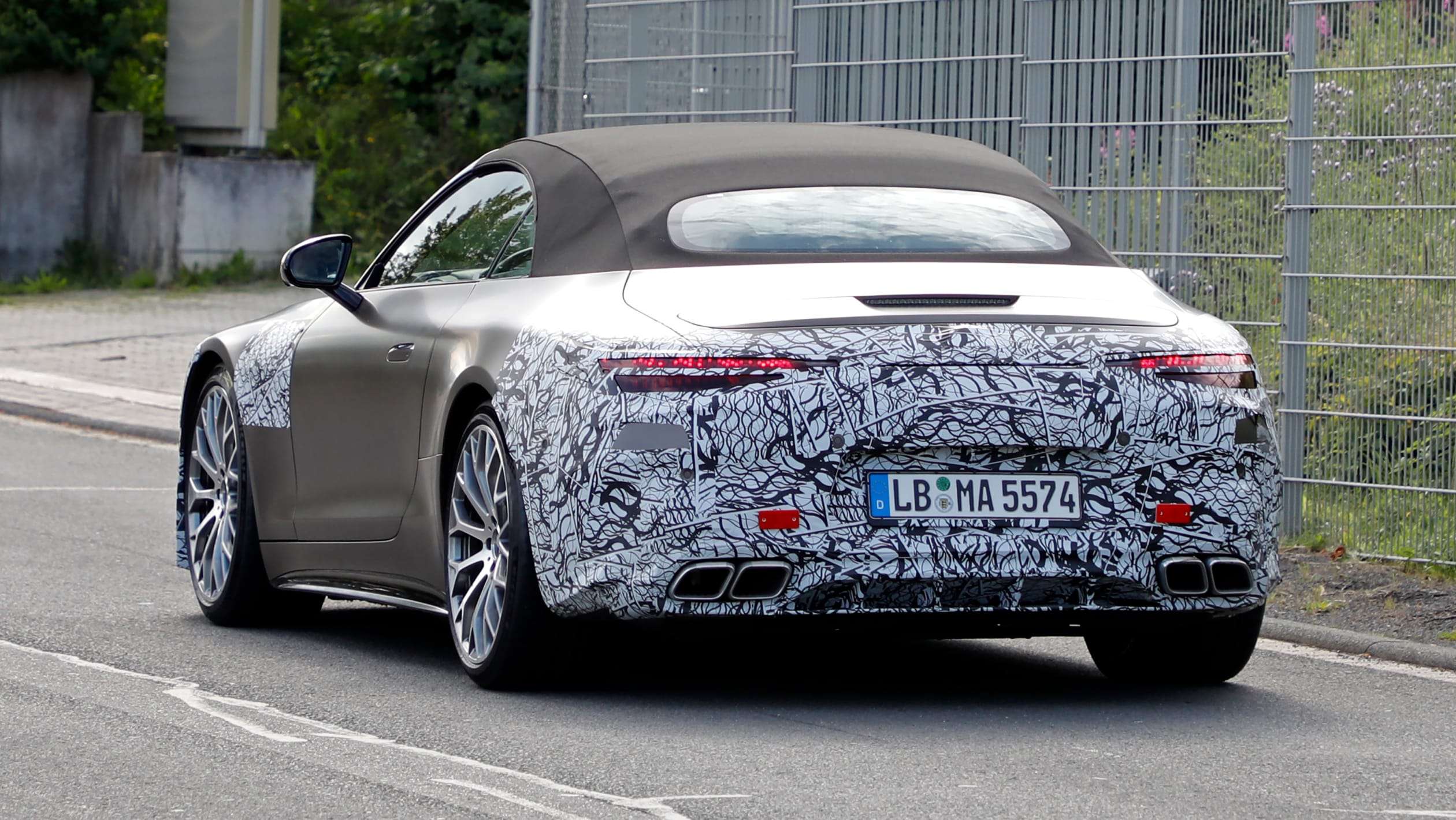 Mercedes SL spy shot - rear