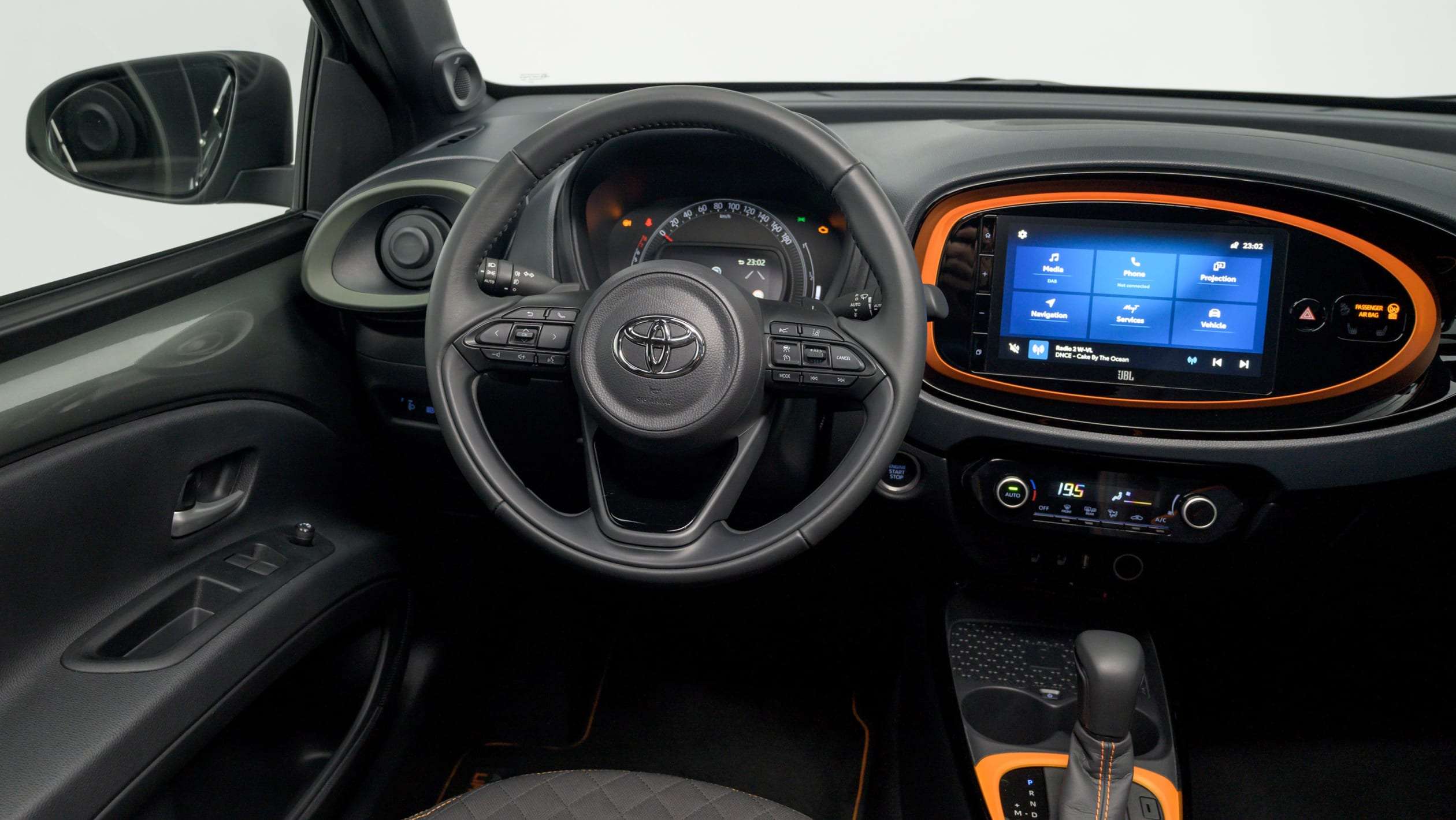 Toyota Aygo X - Dash