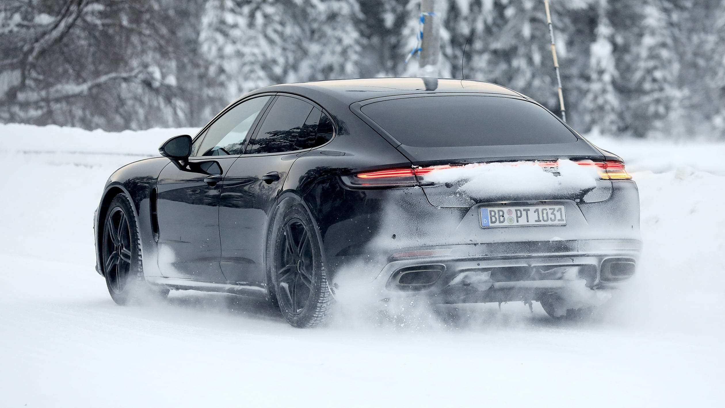 Porsche Panamera spy - rear