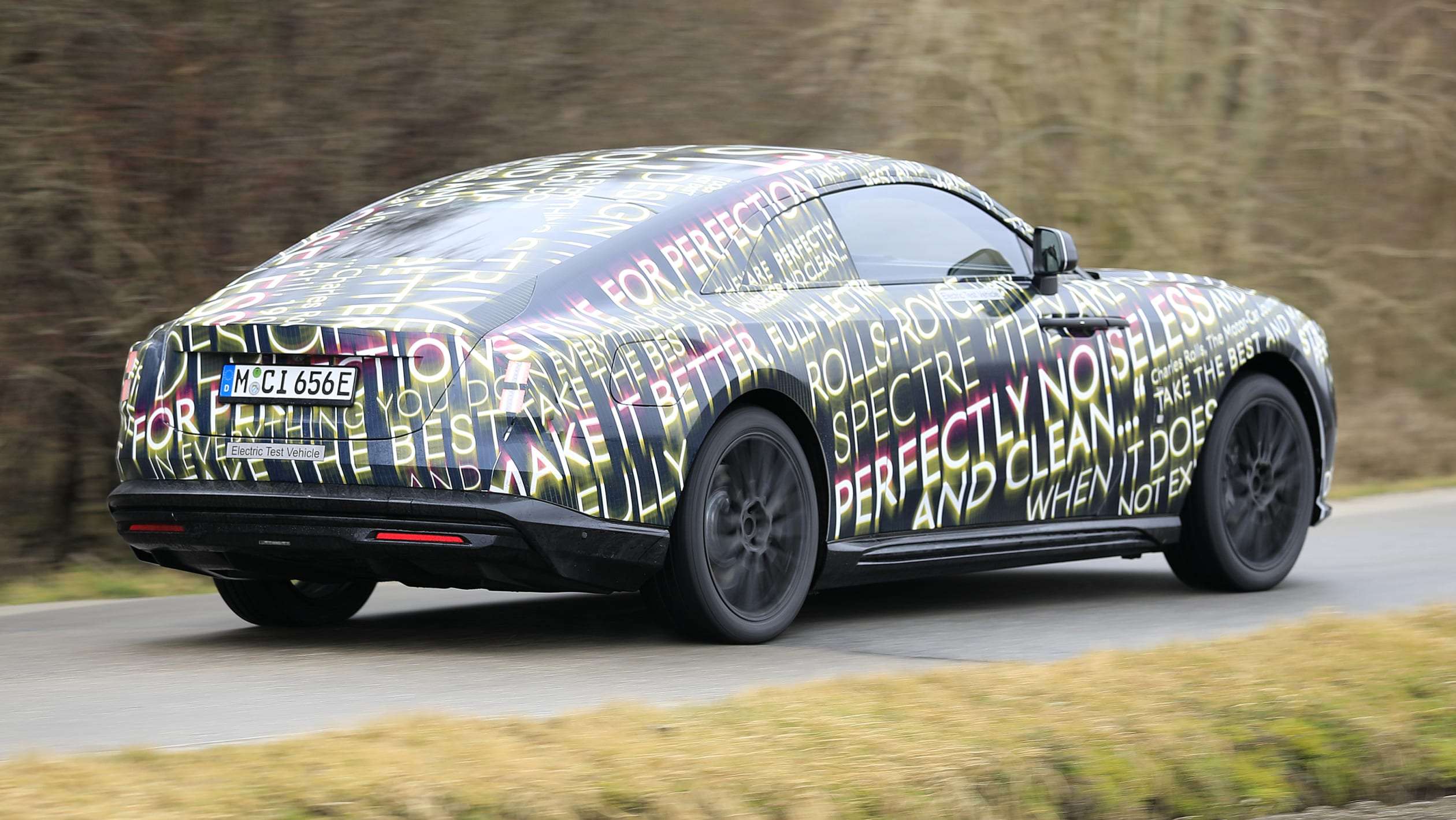 Rolls-Royce Spectre - rear