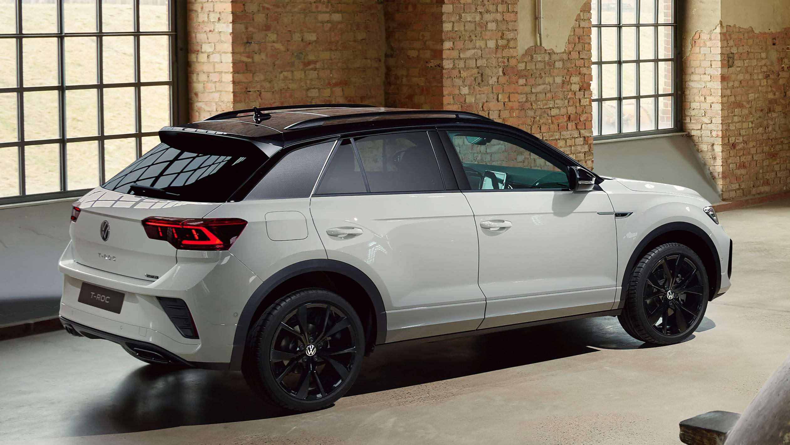 Volkswagen T-Roc facelift - rear