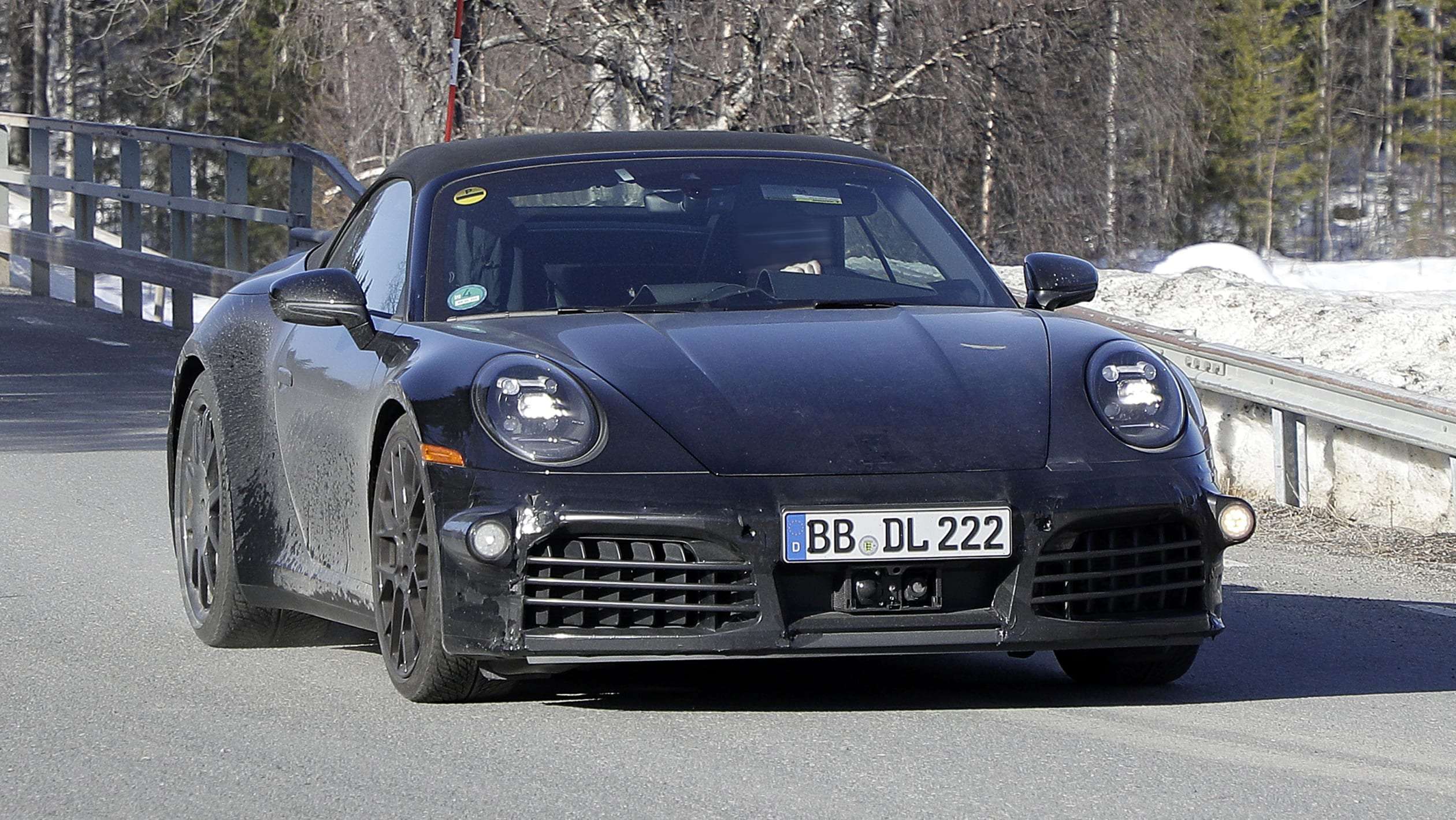 2023 Porsche 911 cabriolet spy