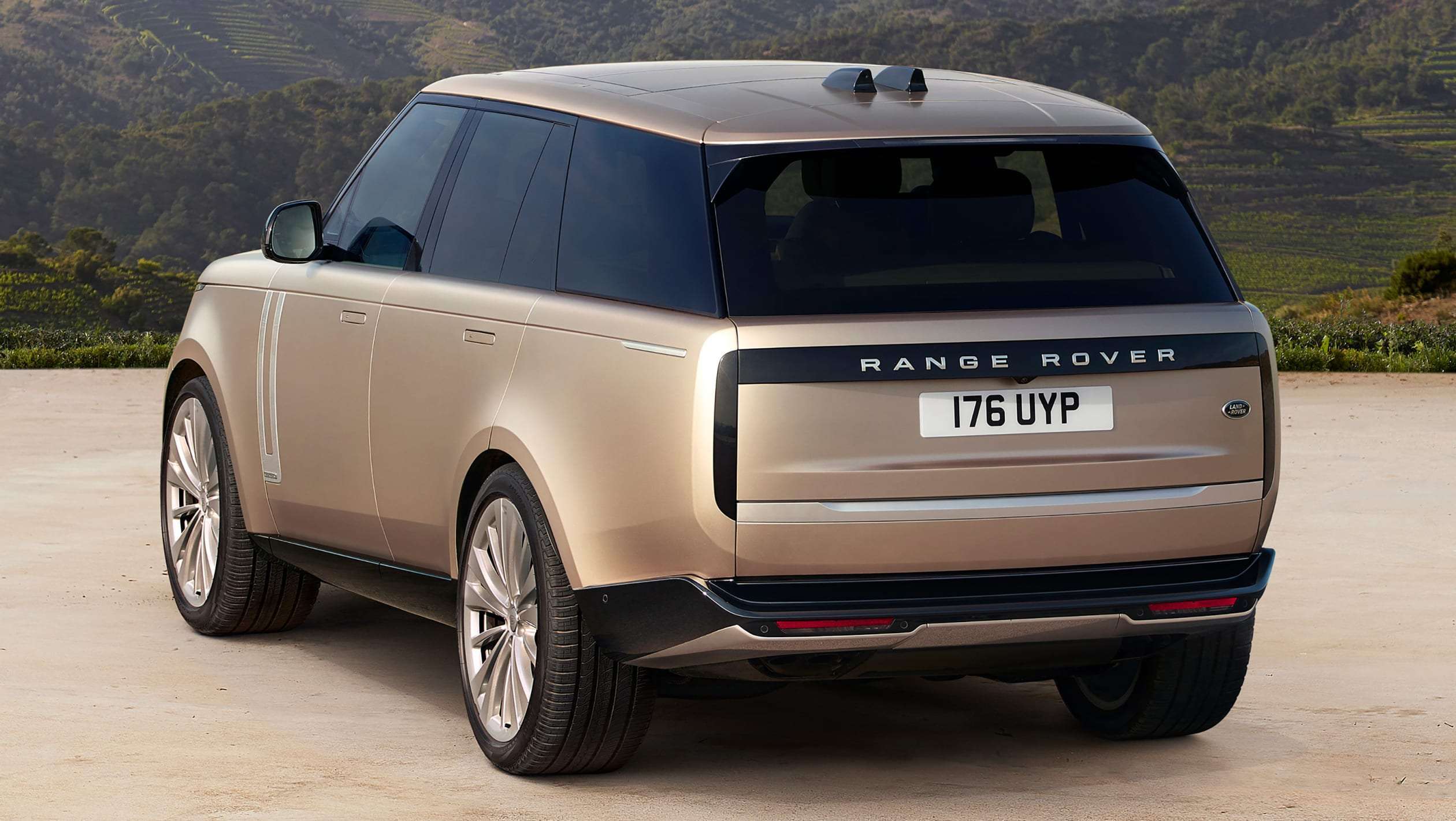 Range Rover - rear