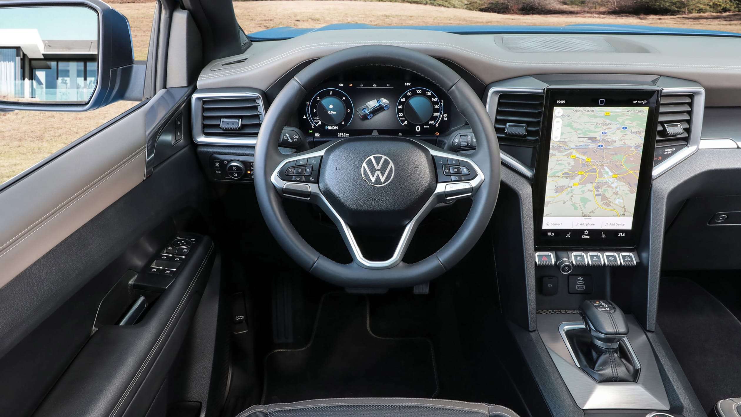 Volkswagen Amarok - interior