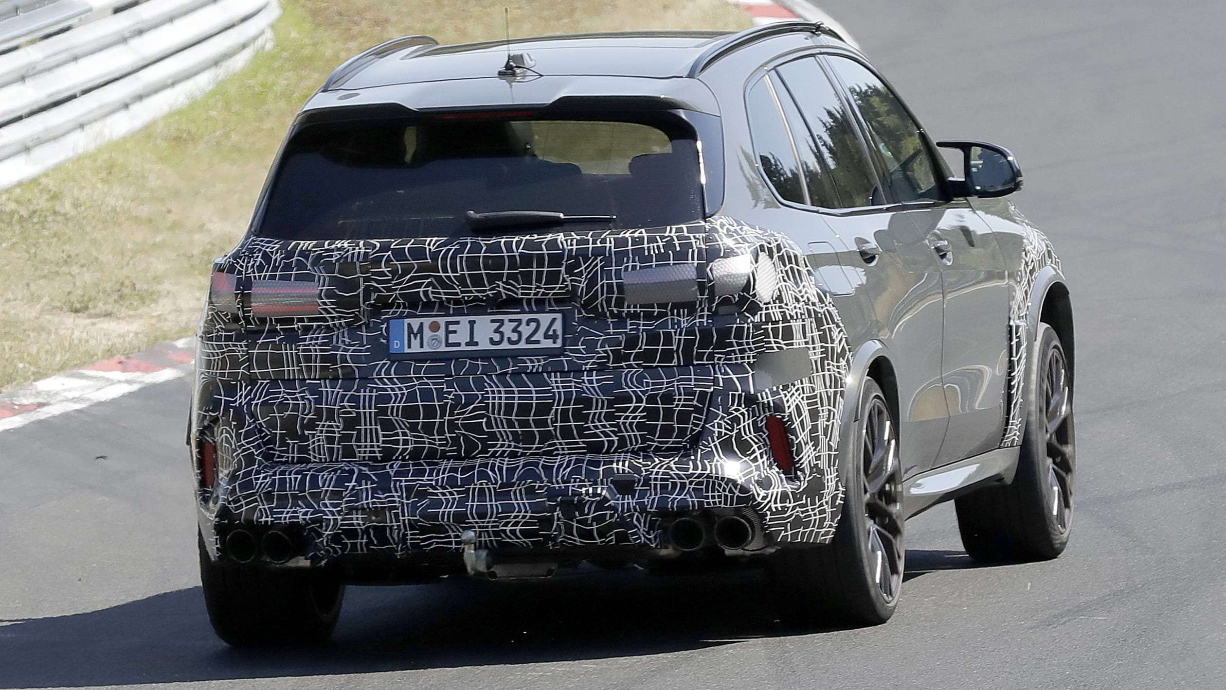 BMW X5 M Nurburgring spy - rear