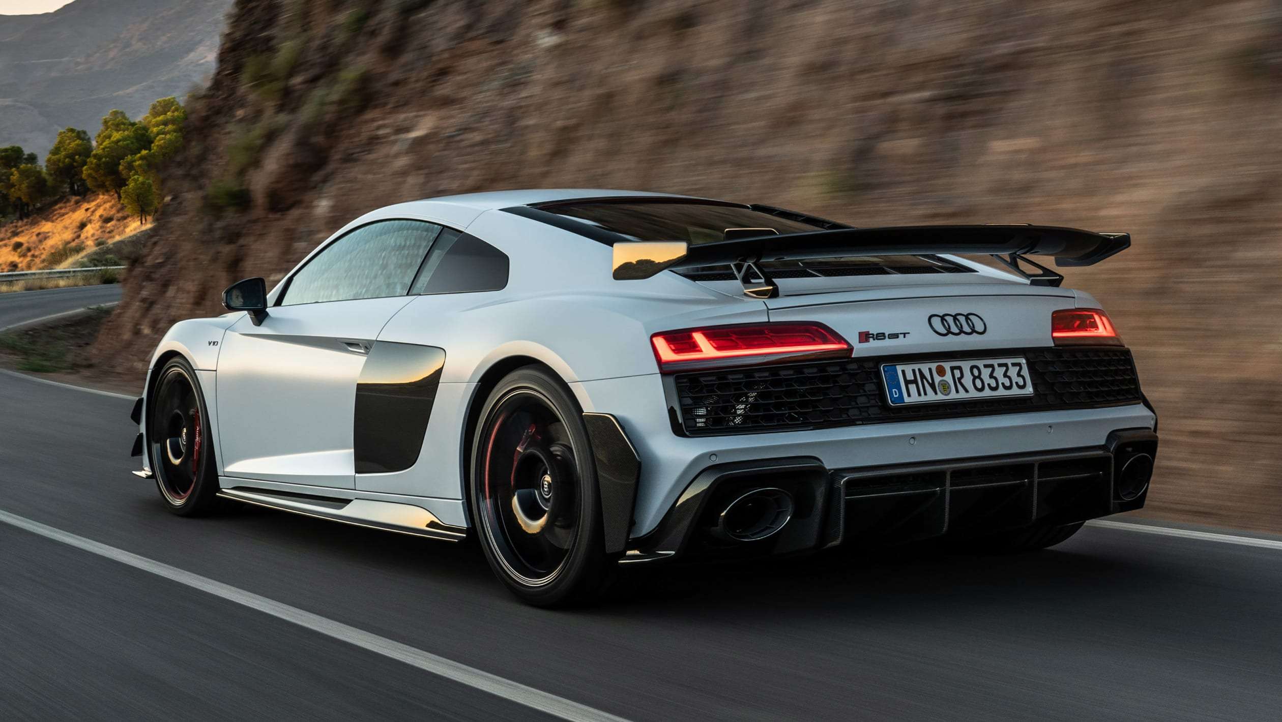 Audi R8 V10 GT RWD - rear