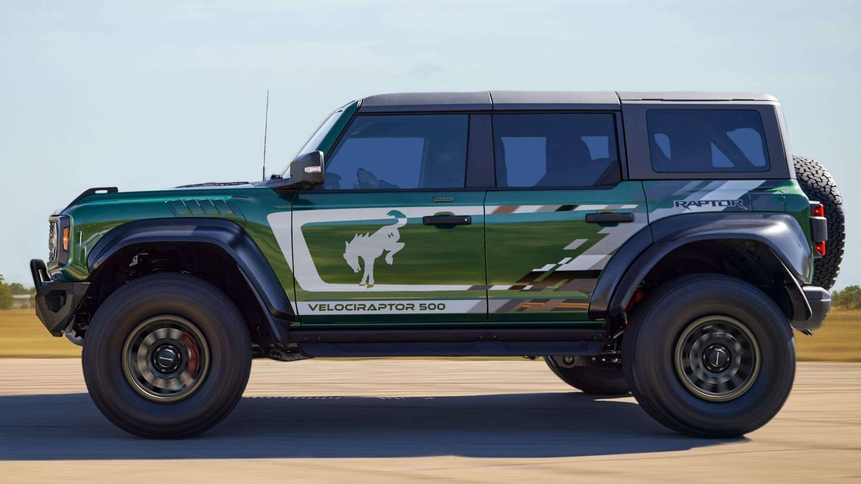 Ford Bronco VelociRaptor 500 - side