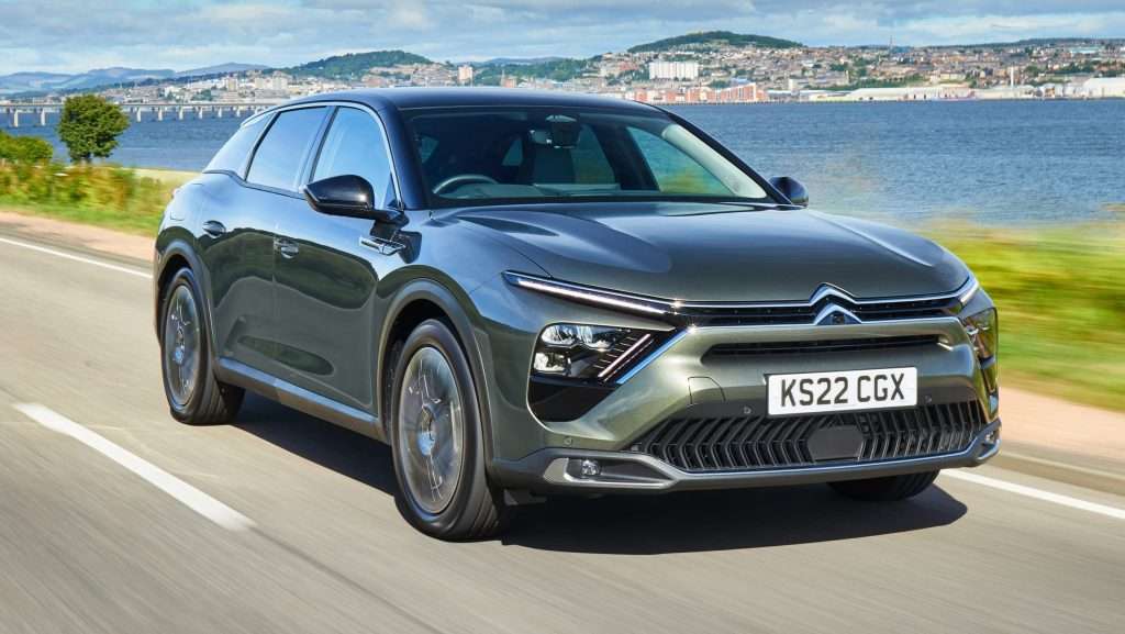 Citroen C5 X и C5 Aircross PHEV получат дополнительный электрический запас хода к 2022 году