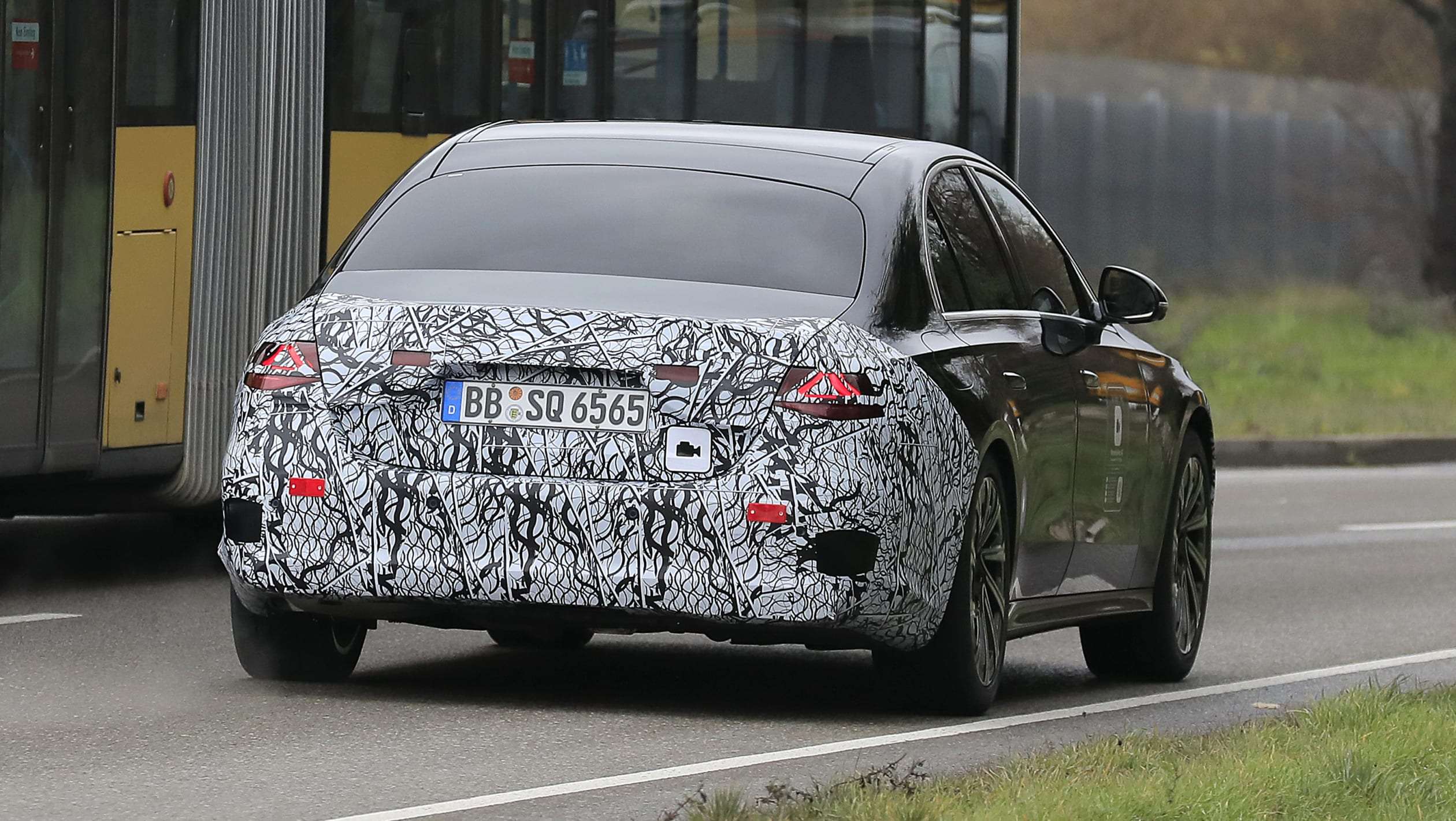 Mercedes E-Class spyshot -rear