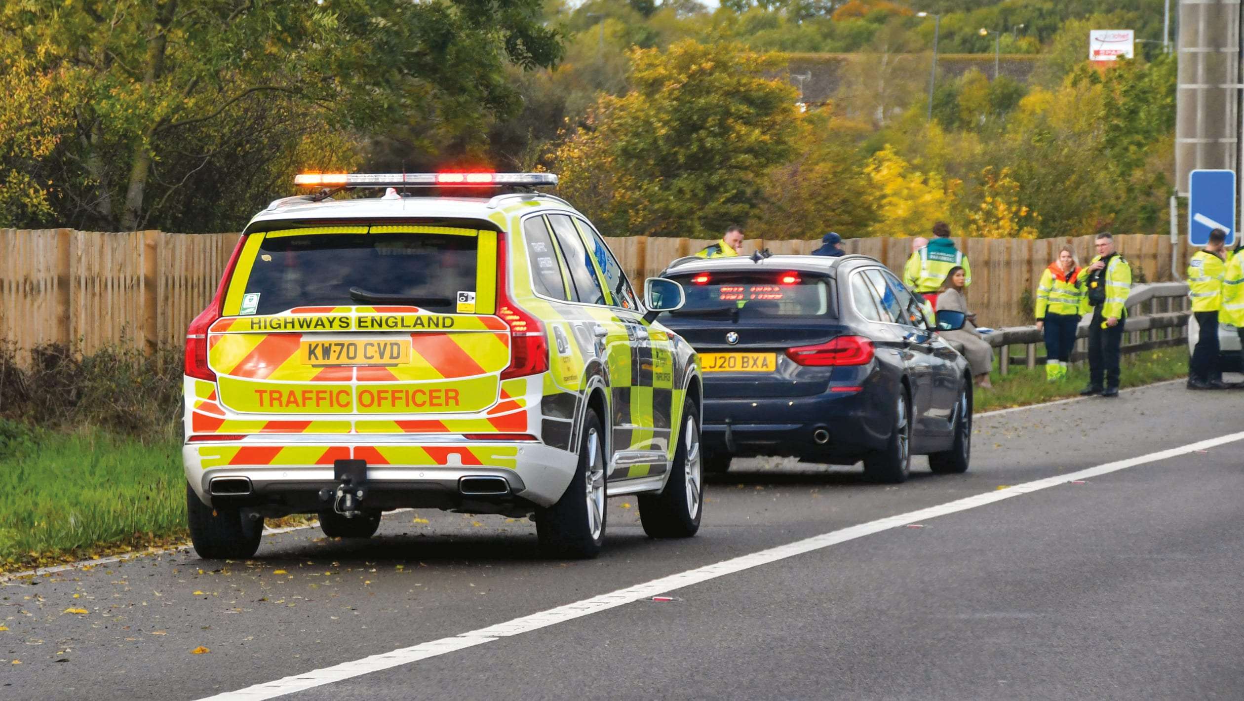 Highway officer sopped in hard shoulder