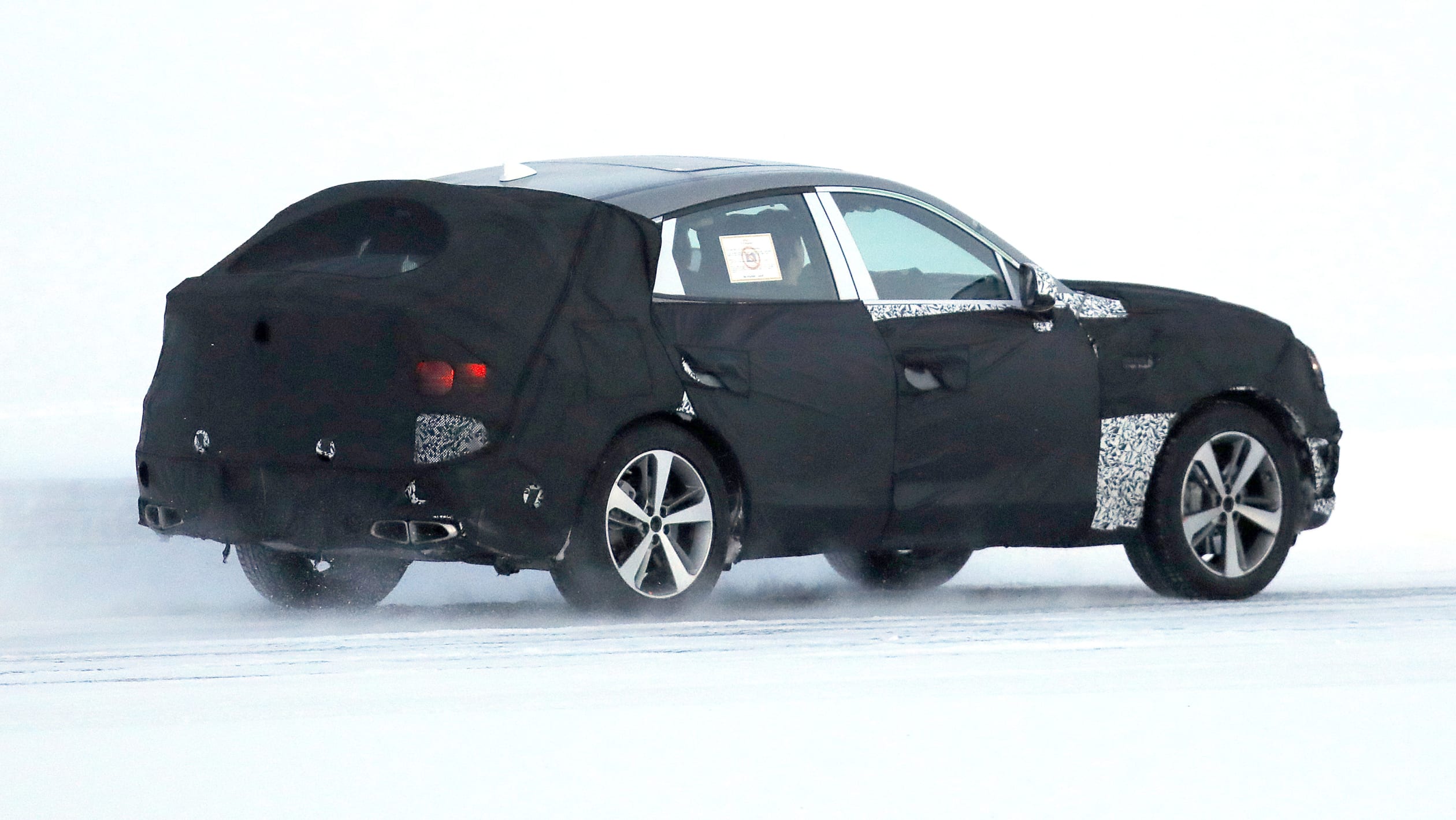 Genesis GV80 Coupe - rear