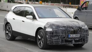 BMW iX