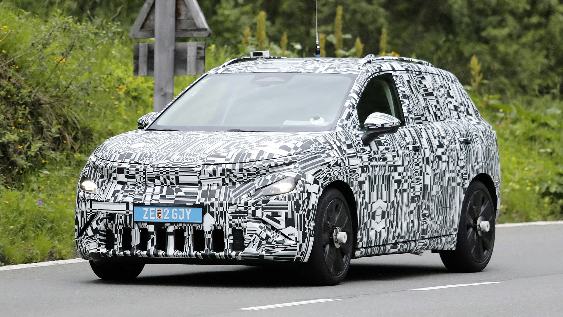 Skoda Epiq - шпионский снимок 1