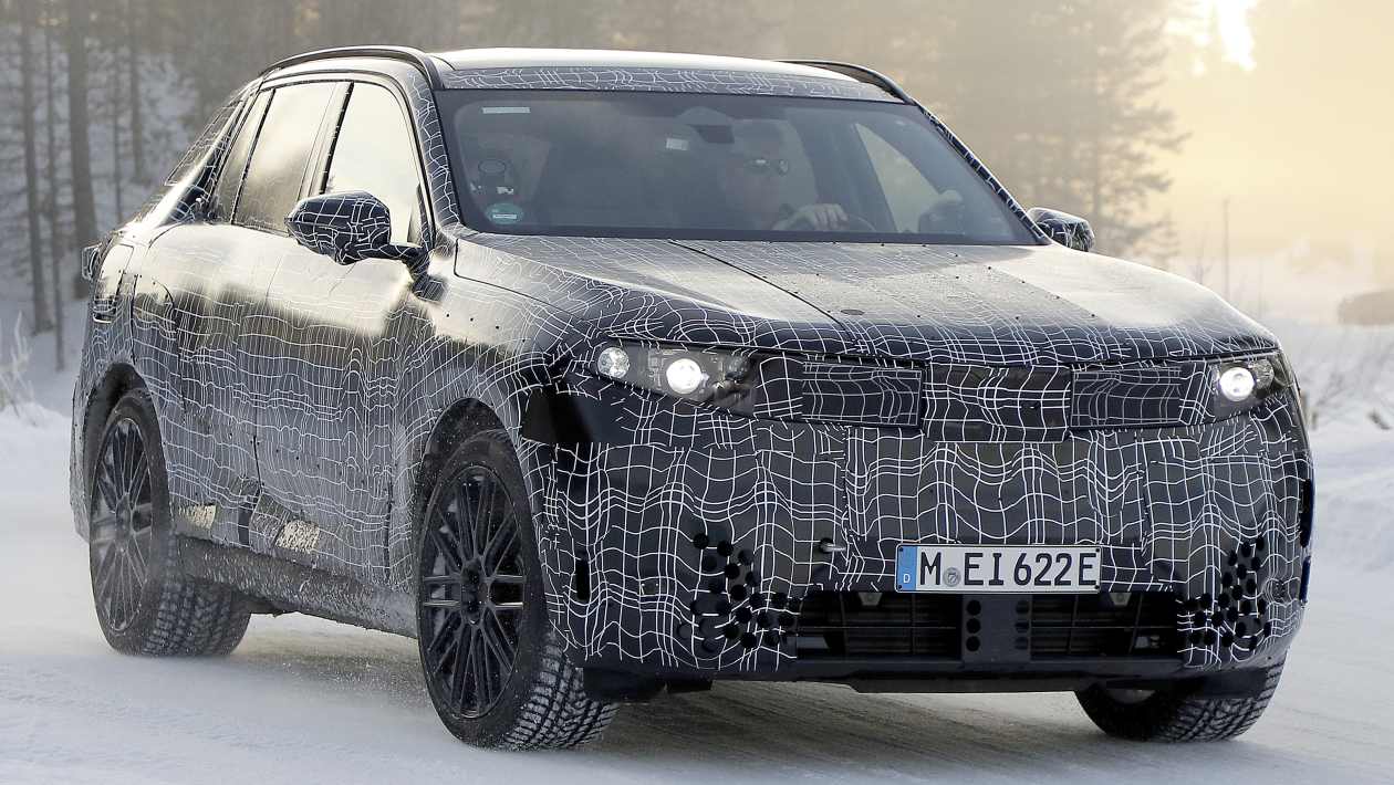 BMW X5 - передний 3/4 в холодную погоду