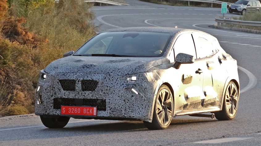 Следующее поколение Renault Clio - спереди