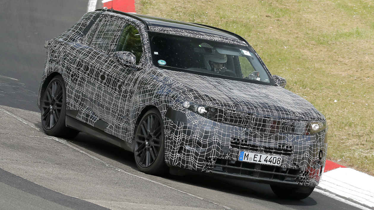 BMW X5 - передний 3/4 nurburgring