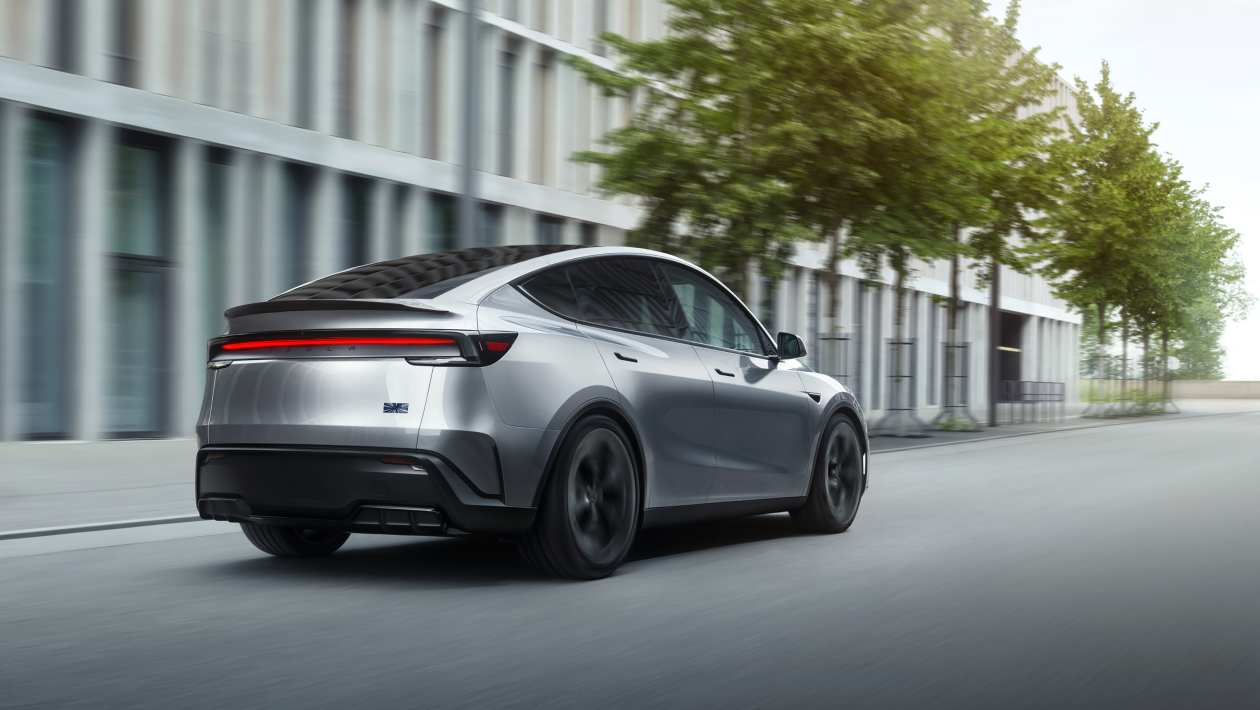 2025 Tesla Model Y Performance - сзади