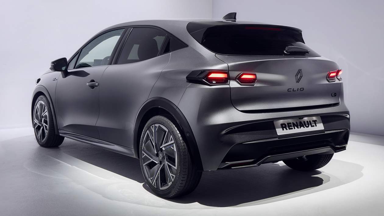 Renault Clio - сзади