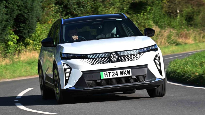 Роллинг Рено, несколько моделей отозваны из-за неисправности парковочного тормоза.