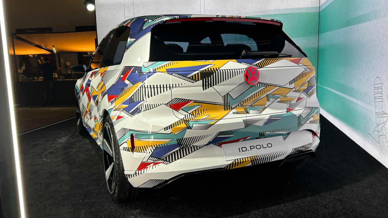 И.Д. Поло в Мюнхене - задняя 3/4