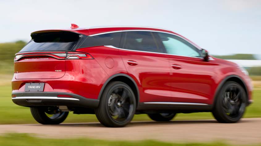BYD TANG - задний поворот