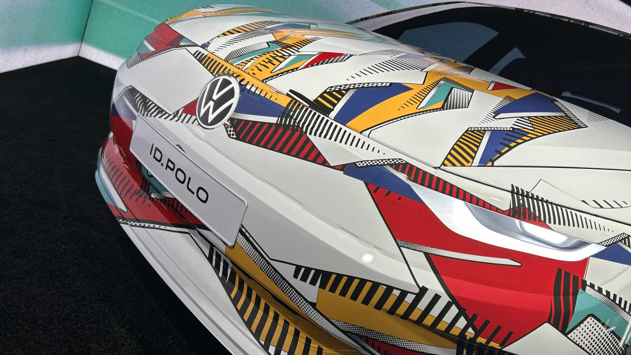 Идентификатор. Поло в Мюнхене - передний значок