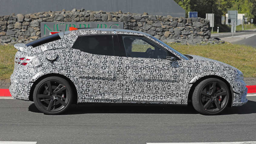 Genesis GV60 Магма - боковой профиль