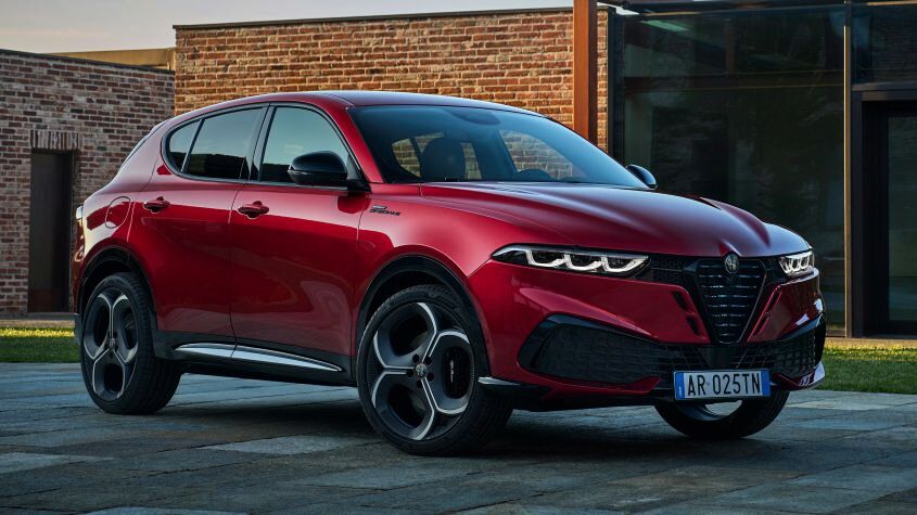 Alfa Romeo Tonale получает агрессивный новый вид в попытке увеличить продажи Alfa Romeo Tonale - передняя часть - передняя.