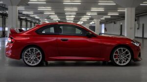 BMW M240i ¥325is ¥ Edition - боковой профиль