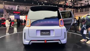 Хонда Супер-Н - задняя часть Джордан Катсианис