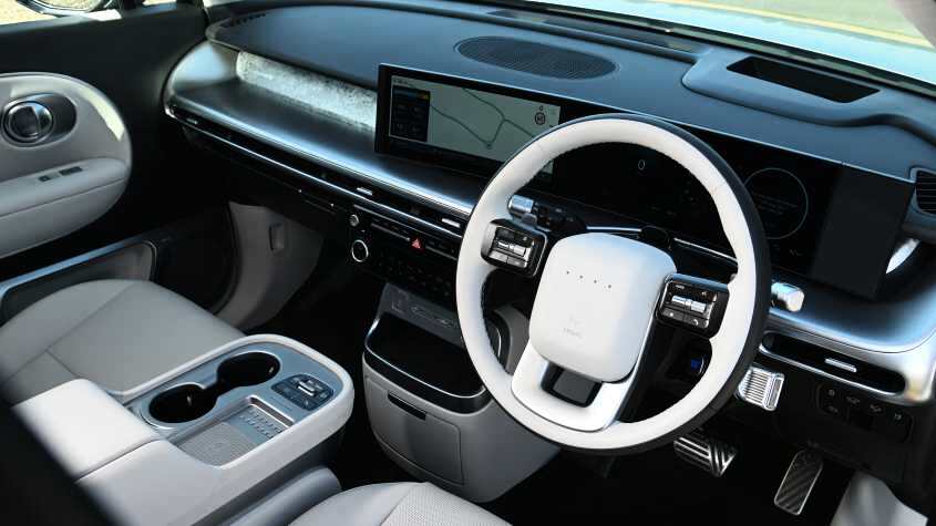 Hyundai Ioniq 9 - DashCoinboard (Дашкойнборд) (англ.) (недоступная ссылка)