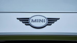 MINI Paul Smith Edition - логотип MINI с изображением логотипа.