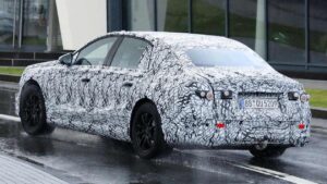 Mercedes E-Class - rear 3/4