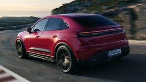 Porsche Macan Electric GTS - задний привод.