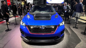 Subaru Performance-B STI - передняя статическая.