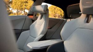 Toyota Corolla Concept - сиденья для гостей