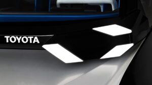 Toyota FT-Me - фронтальный фонарь.