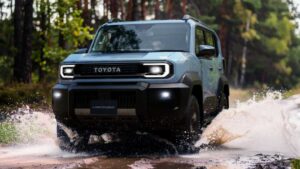 Toyota Land Cruiser FJ - передний привод.