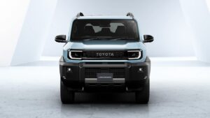 Toyota Land Cruiser FJ - полностью передний синий цвет.