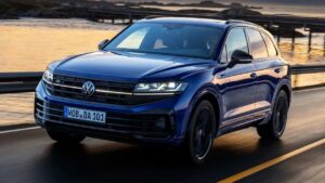 Volkswagen Touareg Final Edition - динамическая передняя часть 3/4
