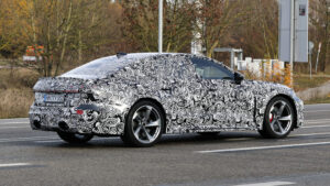 Audi RS 6 (camouflaged) - rear 3/4