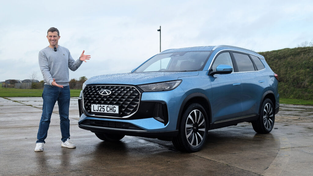 Chery Tiggo 8 выиграл Carwow Car of the Year 2026 благодаря своей выдающейся стоимости Chery Tiggo 8 - Mat Watson