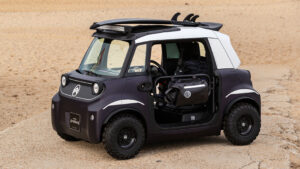 Citroen Ami Buggy Rip Curl - передний угол с углом.