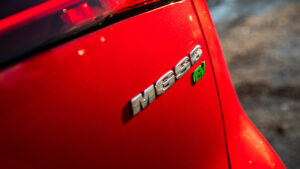 MGS6 EV - задний значок.