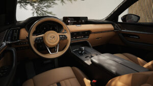 Mazda CX-60 - интерьер интерьера.