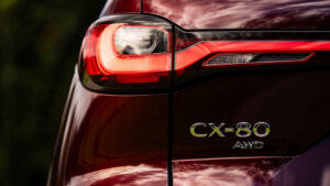 Mazda CX-80 - задний фонарь.