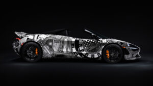 McLaren 750S Project Viva - боковая часть