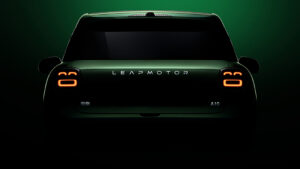 Новый Leapmotor A10 - тизер задней части.