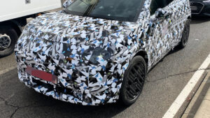 Nissan Juke EV - front bonnet